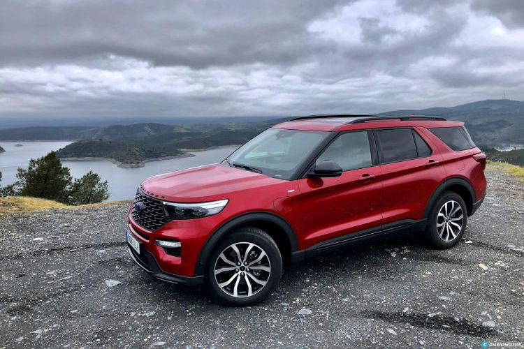 https://checkengine.com.ve/wp-content/uploads/2022/11/ford-explorer-prueba-mdm-03_750x-1.jpg